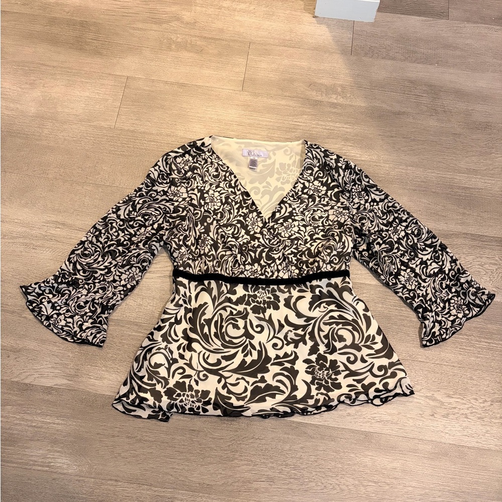 Nine & Co. Black and Cream Blouse